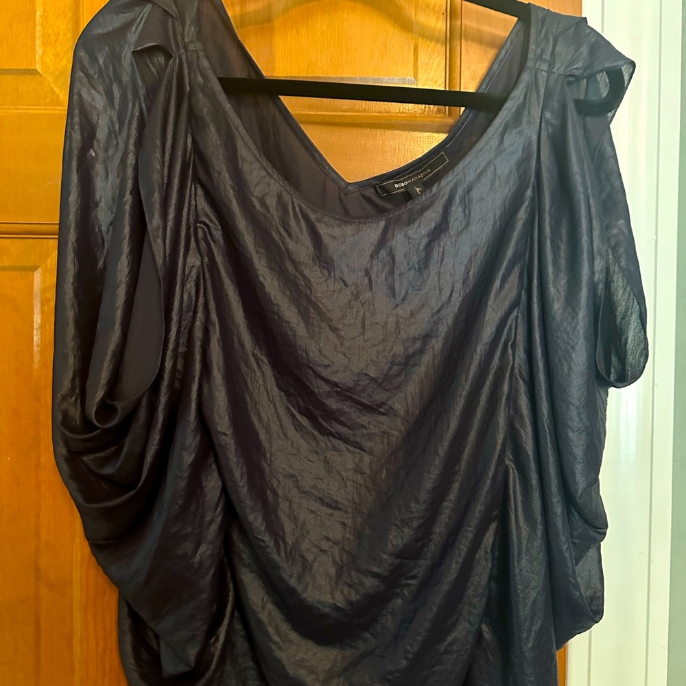 Sz Med BCBGMAXAZRIA black drape top Read description please